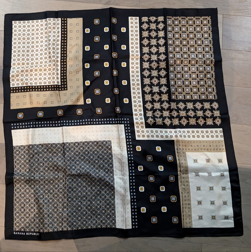 Banana Republic Signature Silk Scarf Plai